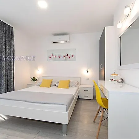 Apartment Vice Brela